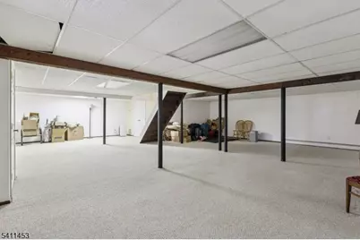 24 Manor Ln, Parsippany, NJ 07950 - Photo 14