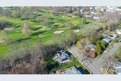 27 Viewpoint Rd, Wayne, NJ 07470 - Photo 34