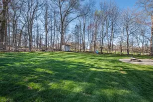 27 Viewpoint Rd, Wayne, NJ 07470 - Photo 28