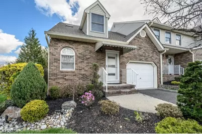 675 Raritan Rd #24, Clark Township, NJ 07066 - Photo 1