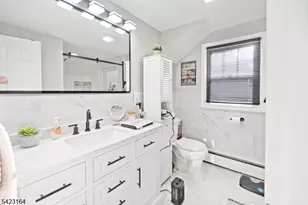 154 Orchard St, Elmwood Park, NJ 07407 - Photo 14