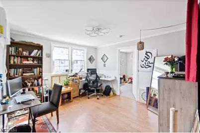 154 Orchard St, Elmwood Park, NJ 07407 - Photo 8