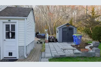 131 Charles Rd, Warren Township, NJ 07059 - Photo 20