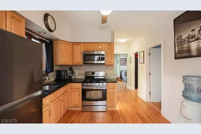 131 Charles Rd, Warren Township, NJ 07059 - Photo 10