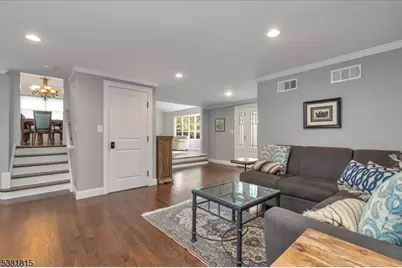 26 Crest Dr, Berkeley Heights Township, NJ 07974 - Photo 22