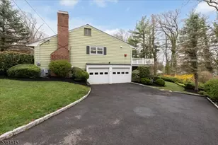 26 Crest Dr, Berkeley Heights Township, NJ 07974 - Photo 32