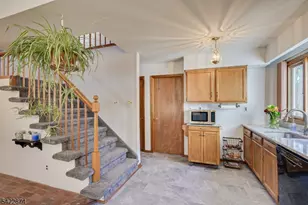 16 Sky Top Rd, Lebanon Township, NJ 07853 - Photo 18