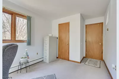 16 Skytop Rd, Lebanon Township, NJ 07853 - Photo 30