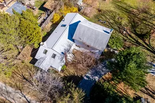 16 Sky Top Rd, Lebanon Township, NJ 07853 - Photo 8