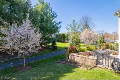 10 Ginkgo Ct, Franklin Township, NJ 08873 - Photo 32