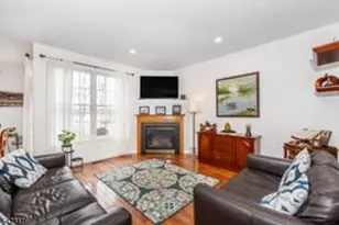 168 Levinberg Ln, Wayne Twp., NJ 07470 - Photo 14