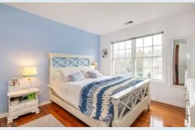 168 Levinberg Ln, Wayne Twp., NJ 07470 - Photo 18