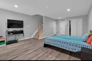 451 Hartford Dr, Nutley, NJ 07110 - Photo 14