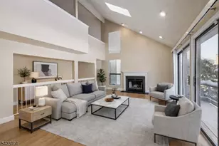 18 Woodhill St, Franklin Township, NJ 08873 - Photo 2