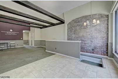 538 Bloomfield Ave, Verona, NJ 07044 - Photo 2