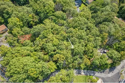 5 Splitrock Ln, Vernon, NJ 07461 - Photo 2