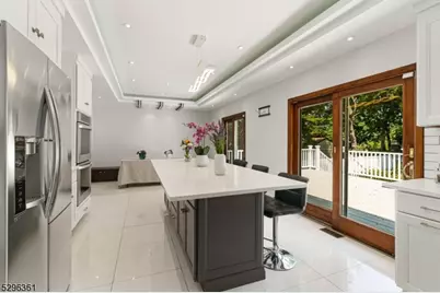 73 E McClellan Ave, Livingston, NJ 07039 - Photo 10