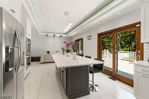 73 E McClellan Ave, Livingston, NJ 07039 - Photo 10