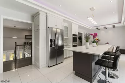 73 E McClellan Ave, Livingston, NJ 07039 - Photo 6