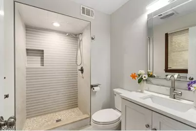 73 E McClellan Ave, Livingston, NJ 07039 - Photo 24