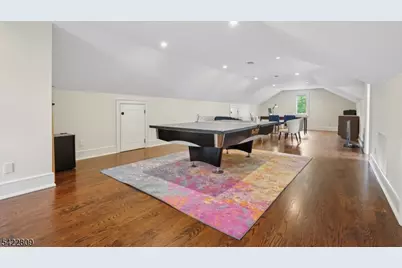 290 Long Hill Dr, Millburn, NJ 07078 - Photo 18