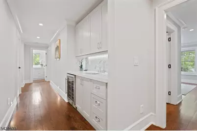 290 Long Hill Dr, Millburn, NJ 07078 - Photo 10