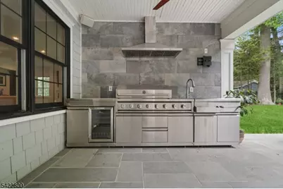 290 Long Hill Dr, Millburn, NJ 07078 - Photo 26