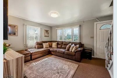 1302 Bower St, Linden, NJ 07036 - Photo 4