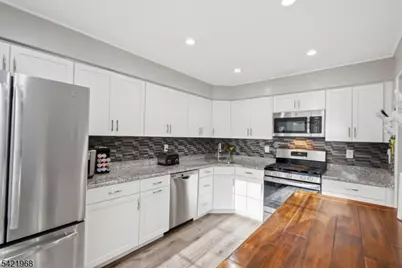 5 Ardsley Sq, Sayreville, NJ 08859 - Photo 10