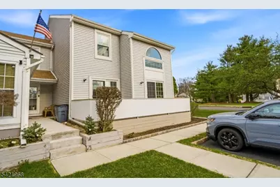 5 Ardsley Sq, Sayreville, NJ 08859 - Photo 4