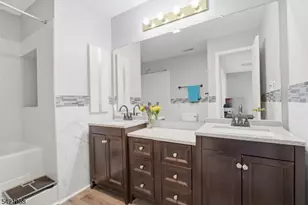 5 Ardsley Square, Sayreville, NJ 08859 - Photo 26