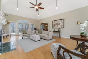 6 Bluebird Ct, Raritan Township, NJ 08822 - Photo 12