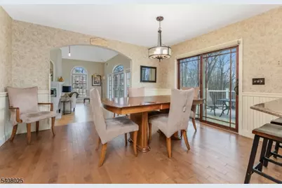 6 Bluebird Ct, Raritan Township, NJ 08822 - Photo 6