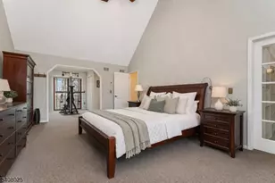 6 Bluebird Ct, Raritan Township, NJ 08822 - Photo 20