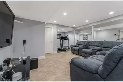 6 Bluebird Ct, Raritan Township, NJ 08822 - Photo 34