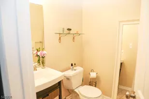 332 Greenbriar-Unit, Union Township, NJ 07083 - Photo 12