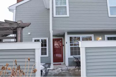 332 Greenbriar-Unit #8, Union Township, NJ 07083 - Photo 2