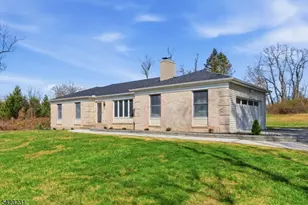 193 Bryans Rd, Washington Township, NJ 08827 - Photo 4