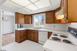 193 Bryans Rd, Washington Township, NJ 08827 - Photo 12