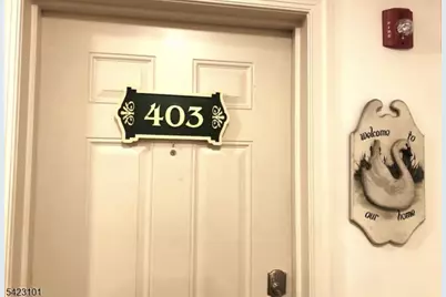 15-19 Tichenor Ln #403, Newark, NJ 07114 - Photo 4