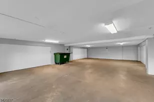 8C Cove Ln, North Bergen Twp., NJ 07047 - Photo 24