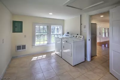 350-1 Burnt Mill Rd, Branchburg Township, NJ 08876 - Photo 16