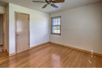 1 Scarlet Oak Rd, Tewksbury Township, NJ 07830 - Photo 24