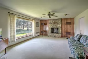 1 Scarlet Oak Rd, Tewksbury Township, NJ 07830 - Photo 16