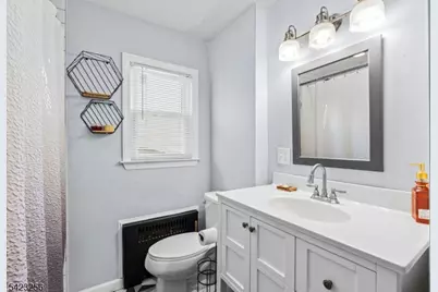 1334 Barbara Ave, Union Township, NJ 07083 - Photo 8