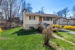 6 Jay Rd, Vernon, NJ 07422 - Photo 2