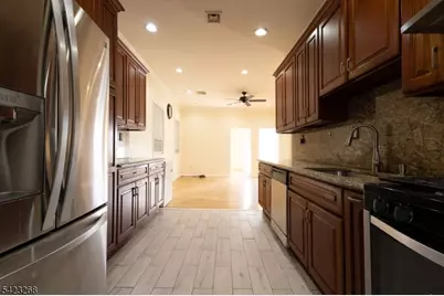 158 Terrace Ave, Jersey City, NJ 07307 - Photo 8