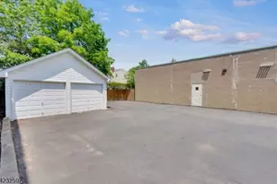 106 Broughton Ave, Bloomfield Twp., NJ 07003 - Photo 28