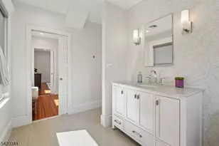 115 Park St, Montclair, NJ 07042 - Photo 32