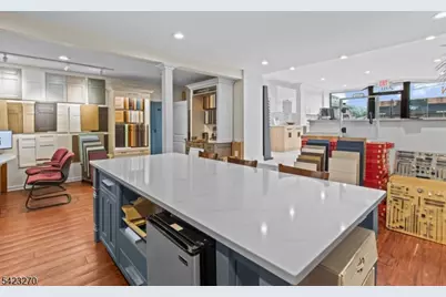 190 Stevens Ave, Cedar Grove, NJ 07009 - Photo 16